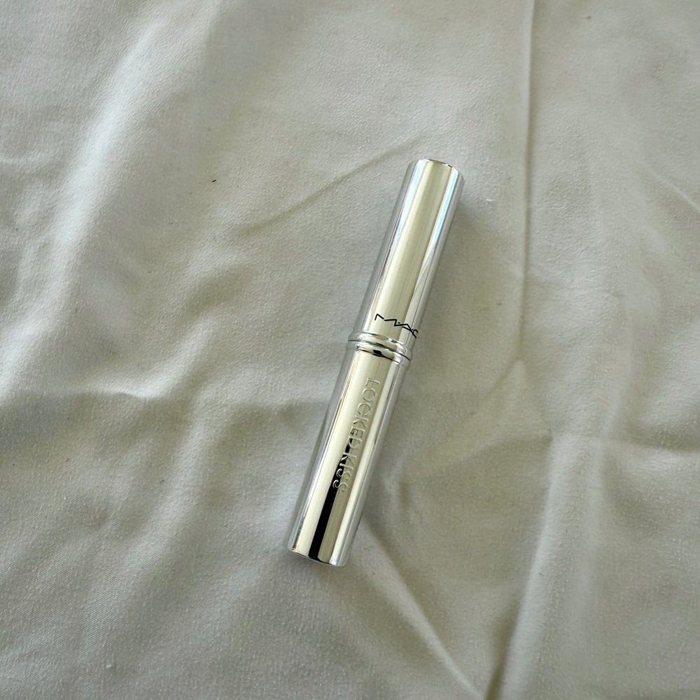 MAC Cosmetics Locked Kiss 24 Hour Lipstick - 51 Opulence - Picture 3 of 3
